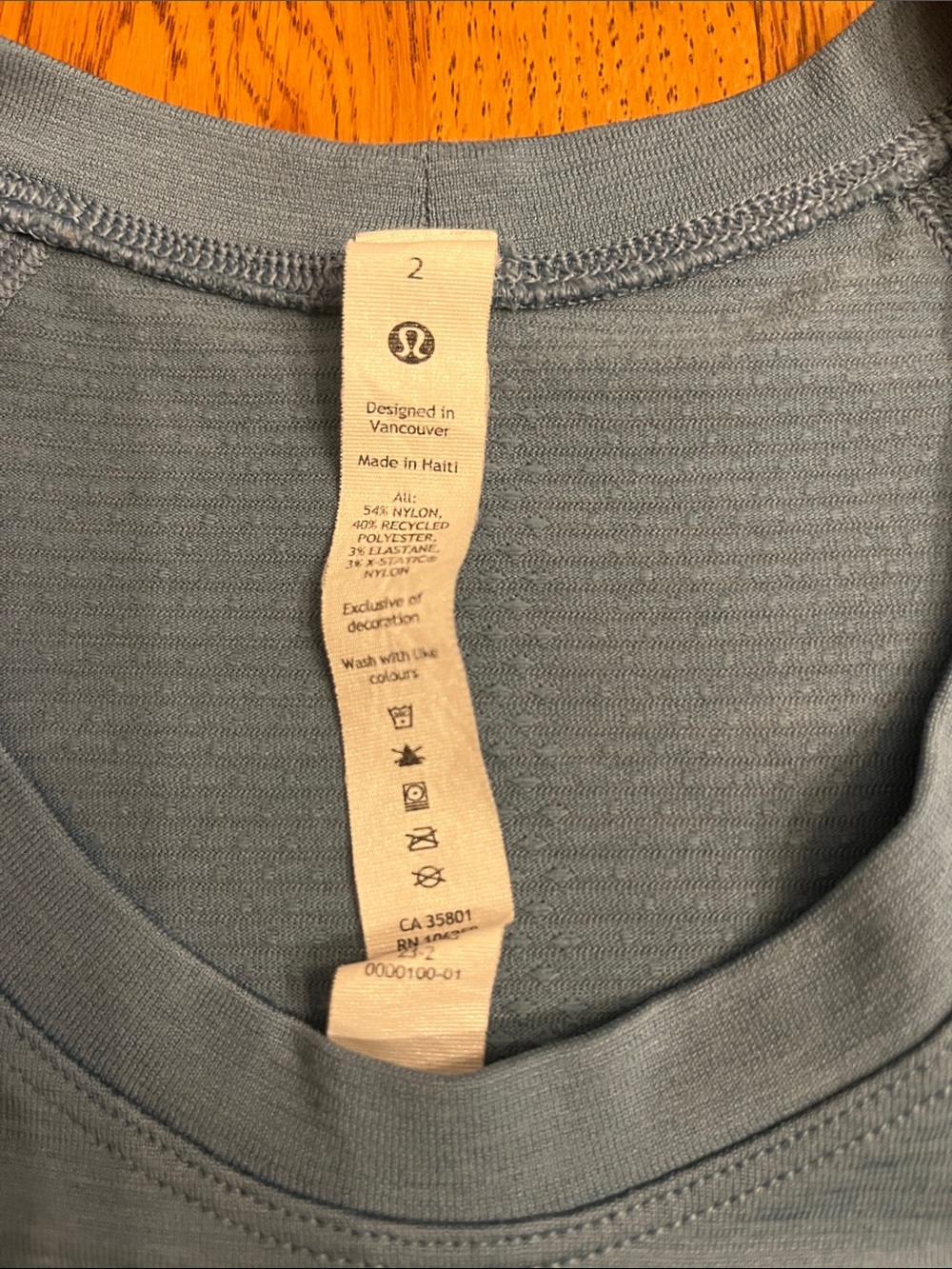 lululemon athletica Crew Neck Active Top in Dusty Blue - Picture 2 of 4